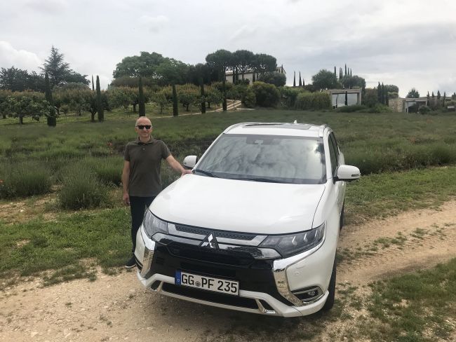 Mitsubishi Motors, “Outlander PHEV” Avrupa lansmanını gerçekleştirdi