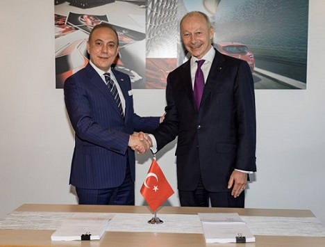 OYAK ve Renault Grubu  Türkiye’deki ortaklıklarını yeniledi   