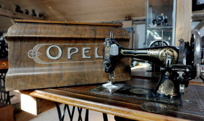 Opel Nasıl Kuruldu? Otomotivden Önce Hangi Sektör ile Uğraşıyordu?