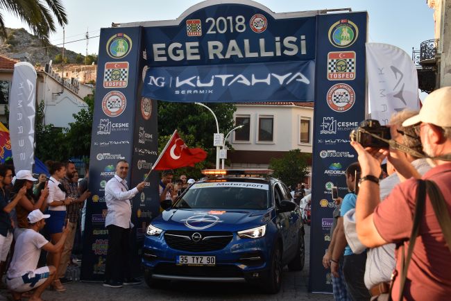 Ege Rallisi’nin Öncüsü Opel Grandland X Oldu