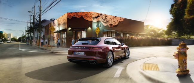 Yeni Panamera 4 Sport Turismo Porsche Showroom’larında Porsche tutkunlarını bekliyor!