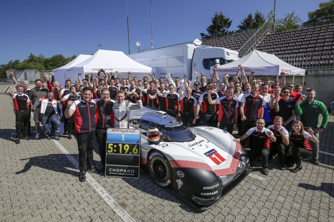 Porsche 919 Hybrid Evo Nürburgring pistinde rekor kırdı