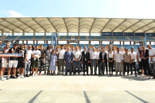 Intercity’den Başakşehir Futbol Kulübüne 20 Otomobil