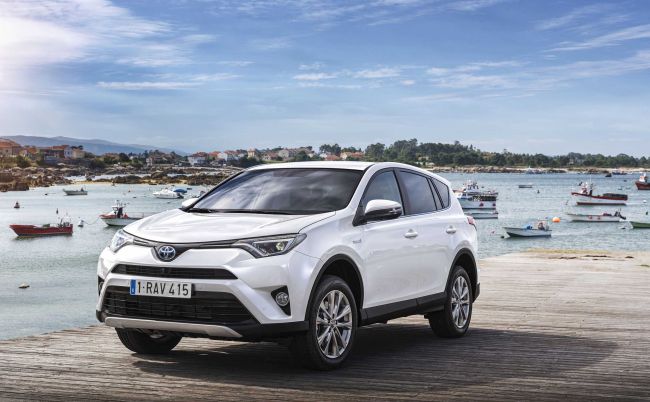 DÜNYA, SUV TERCİHİNİ  TOYOTA RAV4’DEN YANA KULLANDI