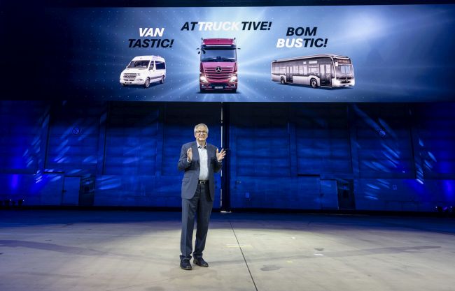 Daimler, 2018 IAA Ticari Araçlar Fuarı’nda kamyon, otobüs ve hafif ticari araçlarıyla gövde gösterisi yapıyor