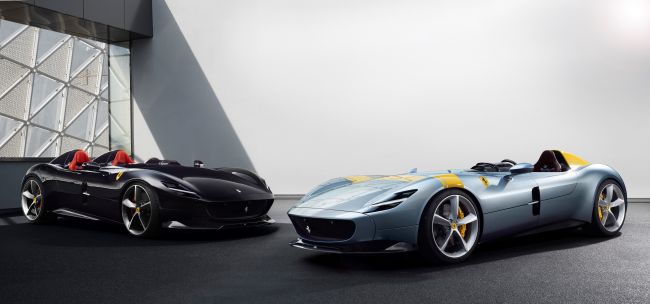 Yeni Ferrari Monza SP1 ve SP2 Tanıtıldı!