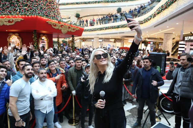 Supercar Blondie ve En Lüks Otomobiller Vadistanbul’daydı