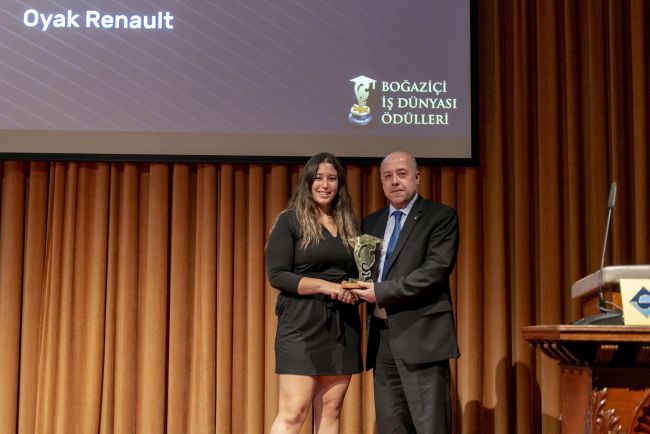 Yılın Otomotiv Şirketi Oyak Renault oldu