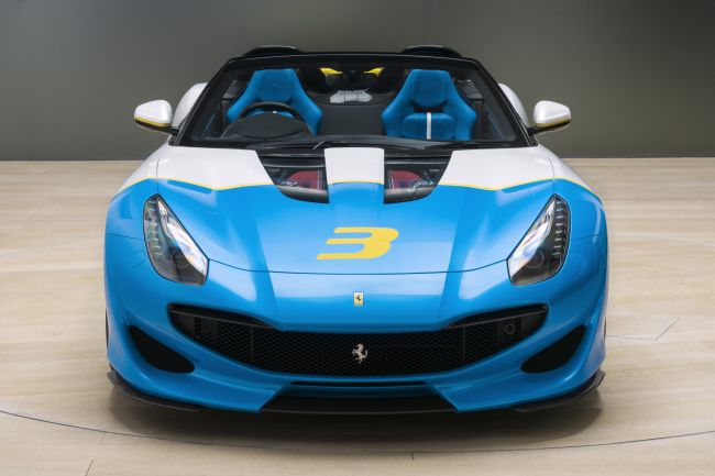 Ferrari’den 780 HP’lik Roadster!
