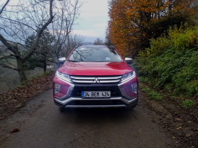 Mitsubishi Eclipse Cross Testi