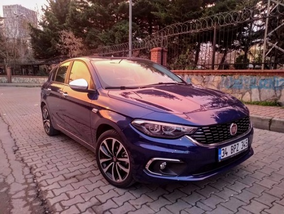 Fiat Egea Hatchback Mirror Testi