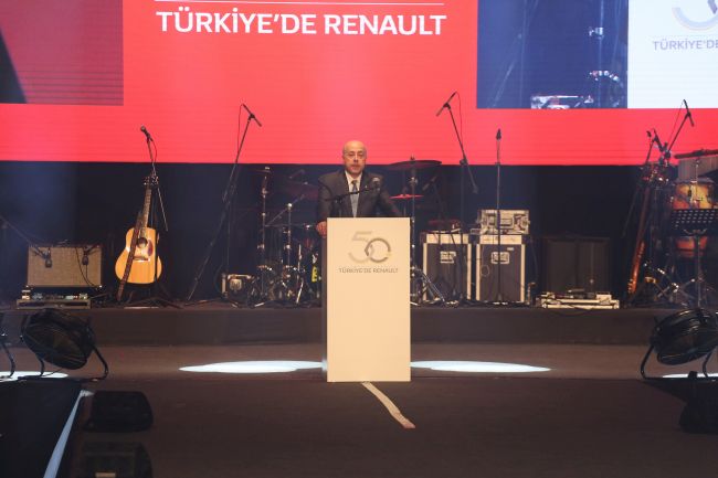 Oyak Renault 50’inci yılını Hadise ile kutladı