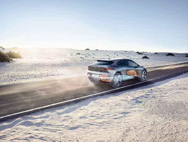 Jaguar I-PACE Yenilikçi Elektrik Motoru ile “International Engine Of The Year”da Üç Ödül Birden Aldı