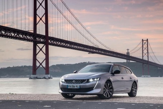 Peugeot, Yeni 508 SW’u tanıttı