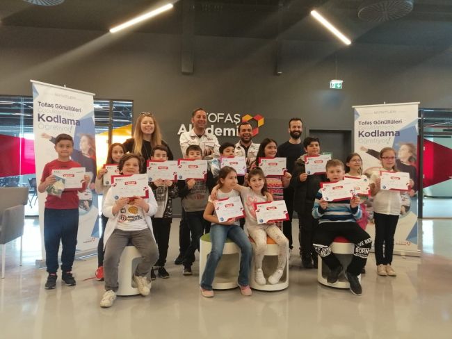 Tofaş Gönüllüleri, Çocuklara “Kodlama” Öğretiyor!