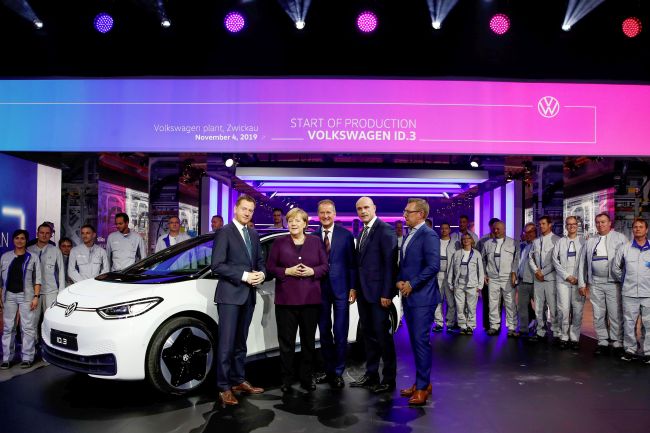 Volkswagen’in elektrikli modeli ID.3’ün üretimi başladı