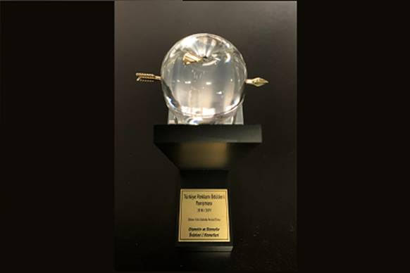 Opel Türkiye’ye Bir Ödül de Kristal Elma’dan