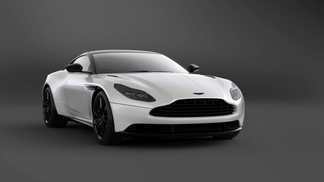 Aston Martin DB11 V8 Shadow Edition Tanıtıldı