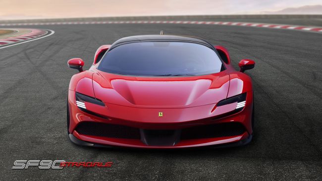 Ferrari SF90 Stradale’ye Altın Ödül!