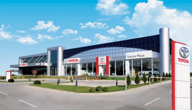 Toyota Showroomlarına Aynı Anda En Fazla 2 Müşteri Kabul Edilecek