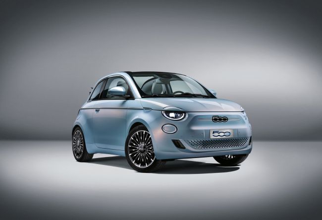Tamamen Yeni ve Elektrikli Fiat 500!