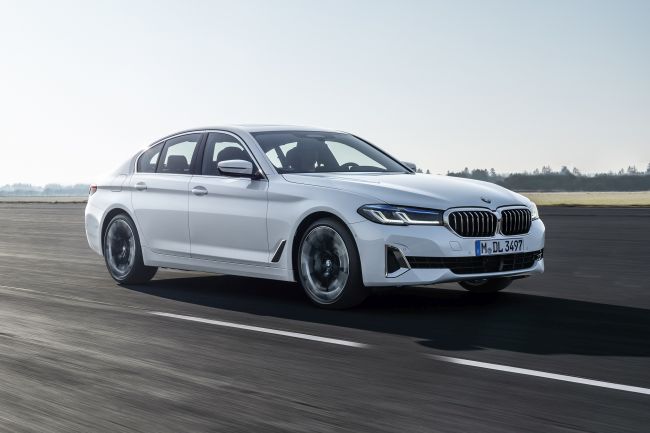 Yeni BMW 5 Serisi ve Yeni BMW 6 Serisi Gran Turismo Dünya Prömiyerlerini Online Basın Toplantısıyla Gerçekleştirdi
