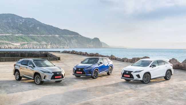 Lexus’un Lüks SUV’u RX Yenilenerek Türkiye Showroomlarında Satışa Sunuldu