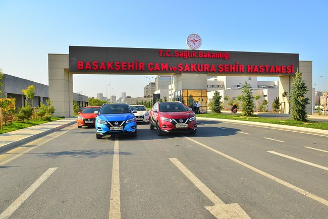 Nissan’dan Başakşehir Çam Ve Sakura Şehir Hastanesi Çalışanları İçin Araç Tahsisi