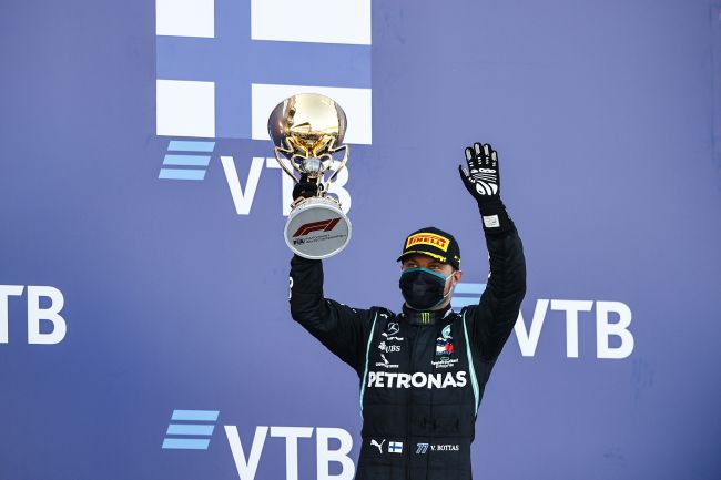 Bottas kazandı, Hamilton üçüncü oldu