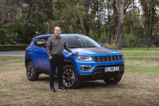 Jeep Compass 4xe’yi Türkiye’de Satışa Sundu