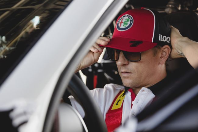Räikkönen ve Giovinazzi Yeni Alfa Romeo Giulia GTA ’yı Test Etti!