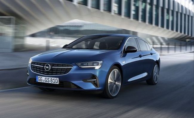 Opel’in Amiral Gemisi Yeni Insignia Türkiye’de Satışa Sunuldu