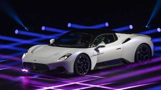 Maserati MC20,  Çin'de “Yılın Performans Otomobili” Seçildi