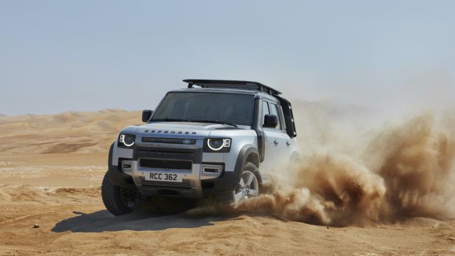 Yeni Land Rover Defender’a Dünyada Yılın En İyi Tasarıma Sahip Aracı Ödülü 