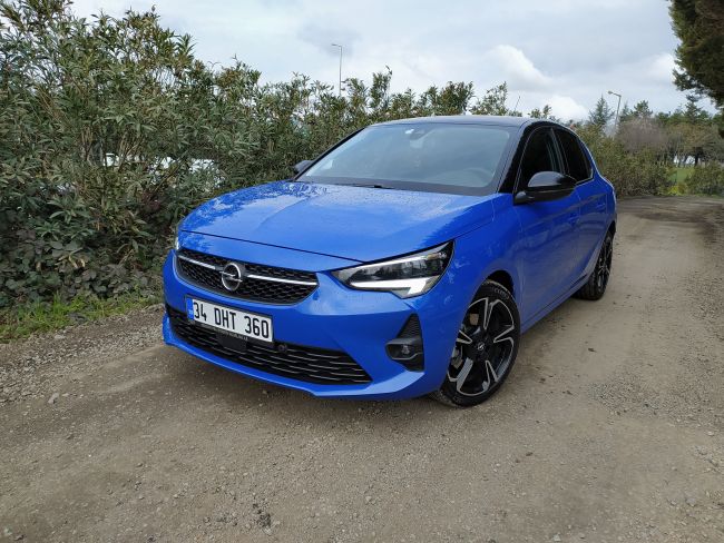 Yeni Opel Corsa Ultimate AT Test ve izlenimi