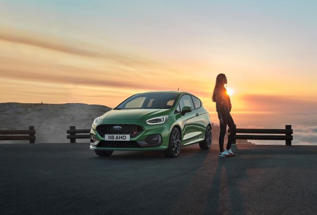 Ford, Yeni Ford Fiesta’yı ‘Hibrit’ versiyonu ile birlikte tanıttı