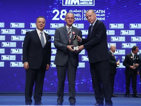 Toyota Otomotiv Sanayi Türkiye'ye İhracat Şampiyonu Ödülü