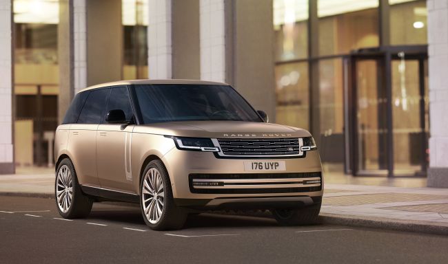 Yeni Range Rover Lüks SUV Sınıfında Standartları Belirlemeye Devam Ediyor
