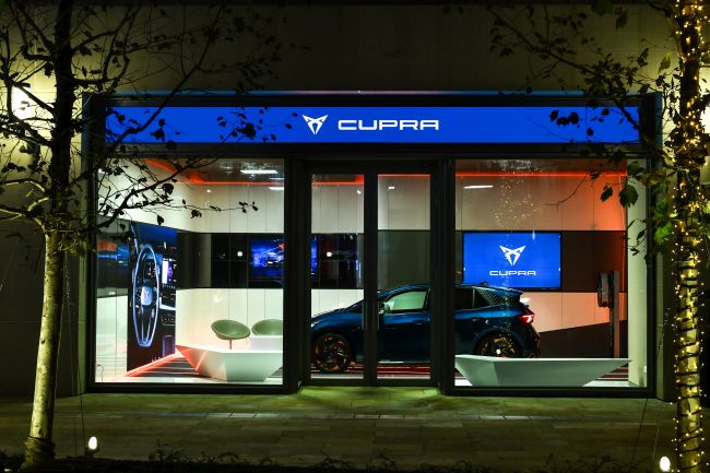 CUPRA Born Doğuş Otomotiv Plus Deneyim Merkezi’nde