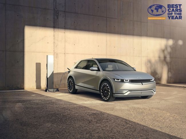 IONIQ 5 Bir Başka Yılın Otomobili Ödülü Daha Kazandı