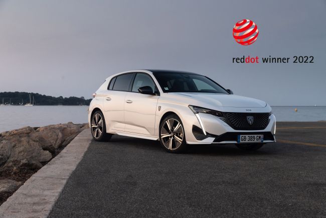 Yeni Peugeot 308 Tasarımıyla 2022 Red Dot Ödülünü Kazandı
