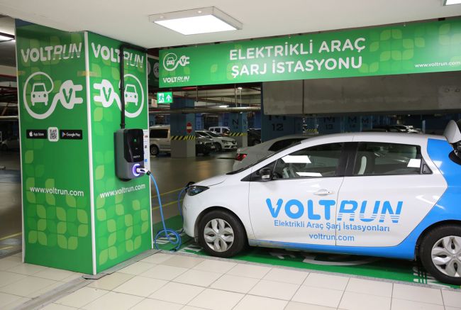 Yeni “Şarj Hizmeti Yönetmeliği” Elektrikli Araçlara İlgiyi Artıracak