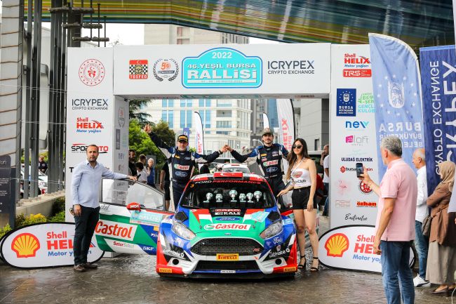 Castrol Ford Team Türkiye, 46. Yeşil Bursa Rallisi’ni ödüllerle tamamladı