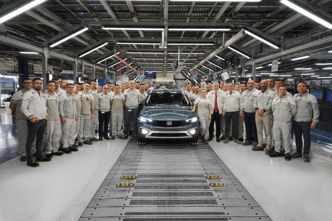 Fiat markasının güçlü oyuncusu Egea’nın 1 milyonuncu adedi üretildi