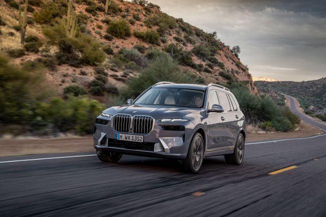 BMW’nin Lüks SAV modeli Yeni BMW X7 Türkiye’de Kullanıcılarıyla Buluşmak İçin Gün Sayıyor