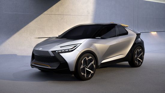 Türkiye’nin İlk Şarj Edilebilir Hibrit Otomobili Yeni Toyota C-HR, Sakarya’da Üretilecek