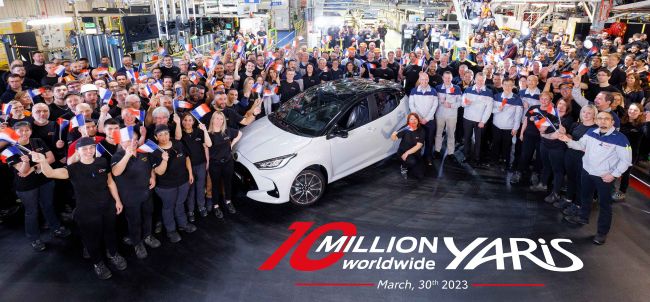 Toyota’nın her neslinde büyük ilgi toplayan ve birçok ödül kazanan Yaris modeli, önemli bir kilometre taşını daha geride bıraktı. Yaris
