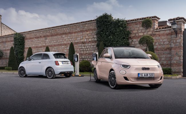 %100 Elektrikli FIAT 500e Türkiye’de Satışa Sunuldu