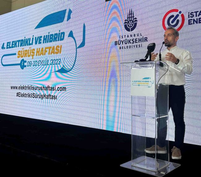 4. Elektrikli ve Hibrit Araçlar Sürüş Haftası’nda Binlerce Kişi Çevreci Araçları İlk Kez Test Etti!