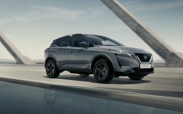 Nissan’dan göz alıcı elektrikli crossover: Qashqai e-POWER Designpack Black Edition